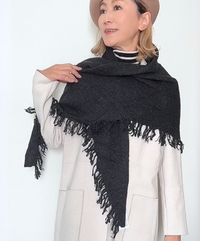 イタリア製 カシミヤ混｜三角フリンジストール｜チャコールブラック