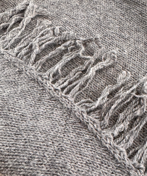 イタリア製 カシミヤ混｜三角フリンジストール｜メランジュグレー