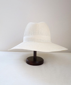 リュクス　ロングブリム　ペーパー／エクリュ