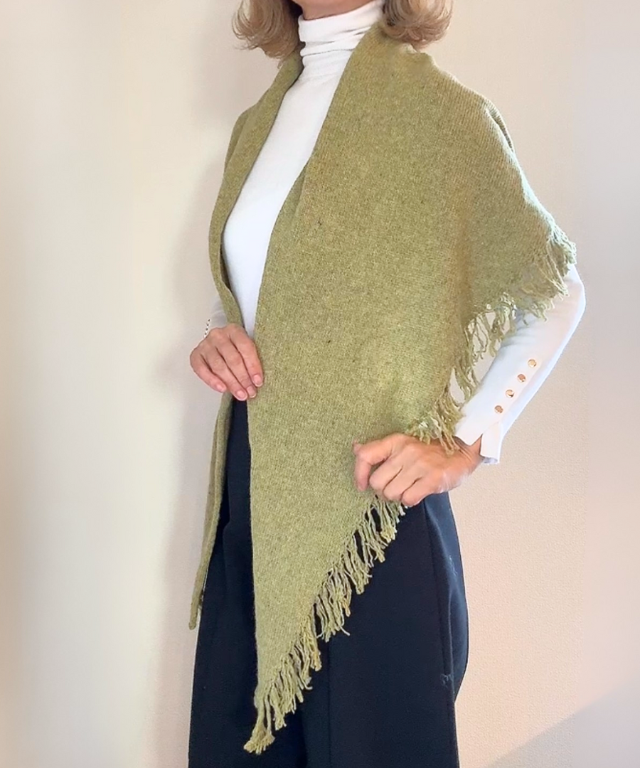 イタリア製 カシミヤ混｜三角フリンジストール｜オリーブイエロー
