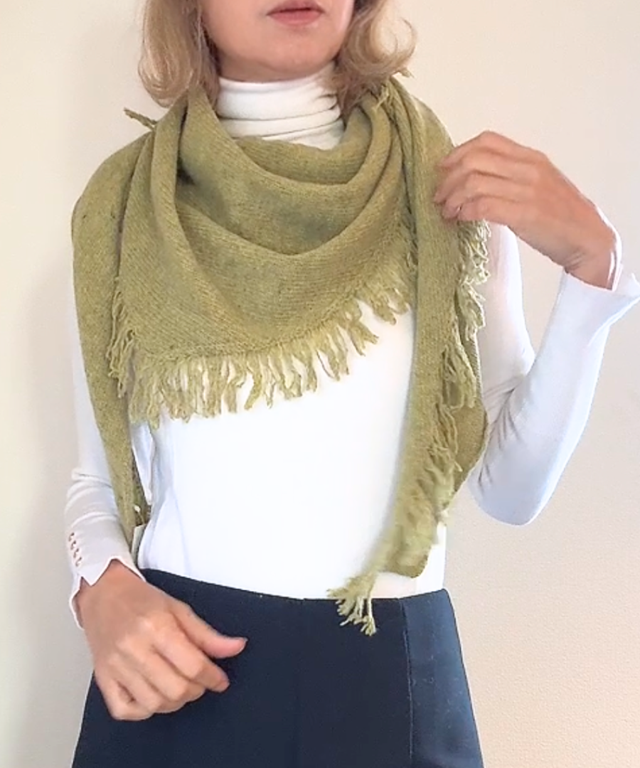 イタリア製 カシミヤ混｜三角フリンジストール｜オリーブイエロー
