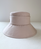 エメ　エンブレム／グレージュ