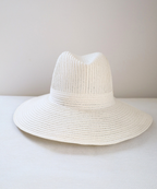 リュクス　ロングブリム　ペーパー／エクリュ