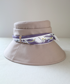 エメ　エンブレム／グレージュ