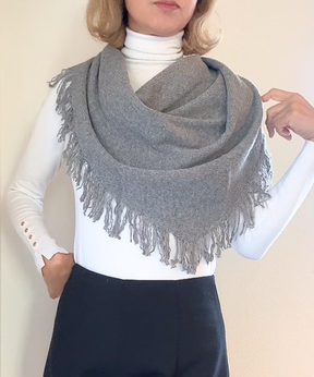 イタリア製 カシミヤ混｜三角フリンジストール｜メランジュグレー