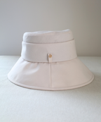 エメ　エンブレム／オフ白