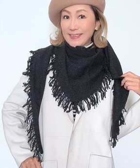 イタリア製 カシミヤ混｜三角フリンジストール｜チャコールブラック